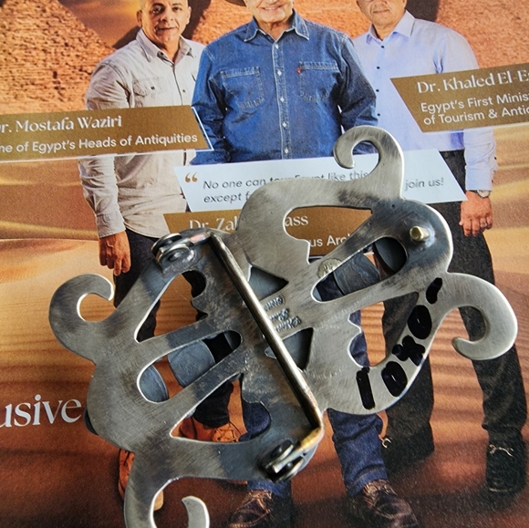 Chimney Butte Sterling Silver and Palomino & Coral Stone Belt Buckle - Picture 13 of 14